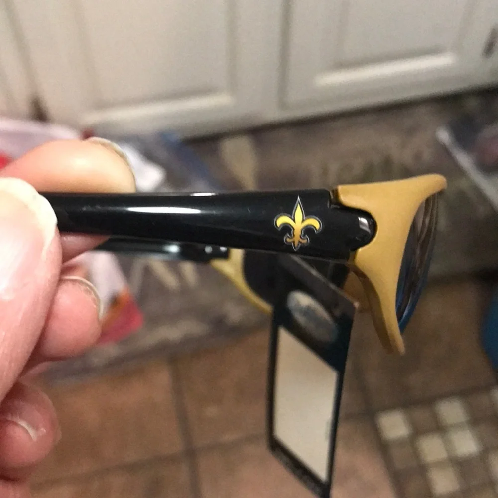 NWT NFL Saints Sunglasses